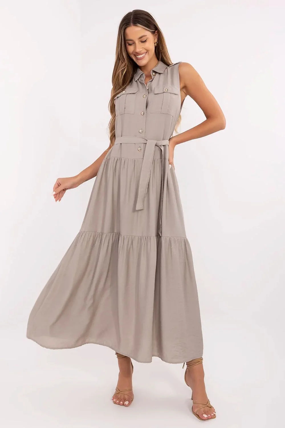 Robe élégante et confortable longue sans manches col chemisier tissu léger couleur sable femme occasion polyvalente