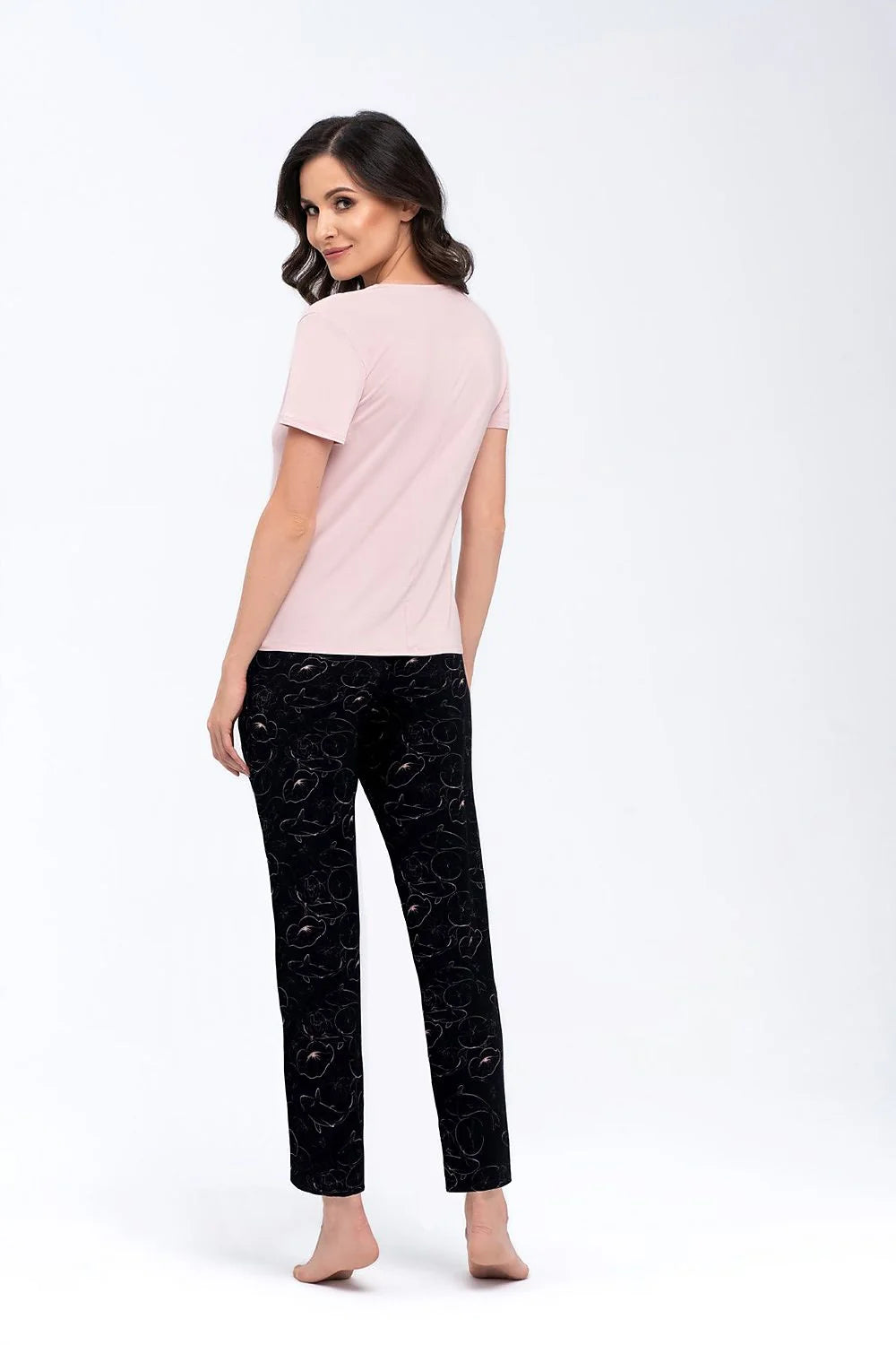 pyjama Babella femme confortable automne hiver manches courtes col rond taille élastiquée viscose élasthanne pantalon velours motif floral noir rose