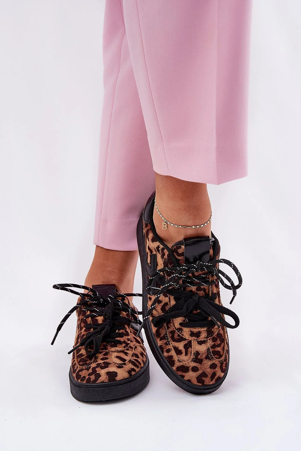 Chaussures de sport pour femmes baskets design audacieux motif léopard cuir écologique confortable occasion décontractée style moderne