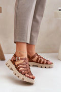 sandales spartiates femme cuir cognac brides tressées ouvert bride cheville réglable boucle métal doré semelle crantée beige antidérapante plateforme chic