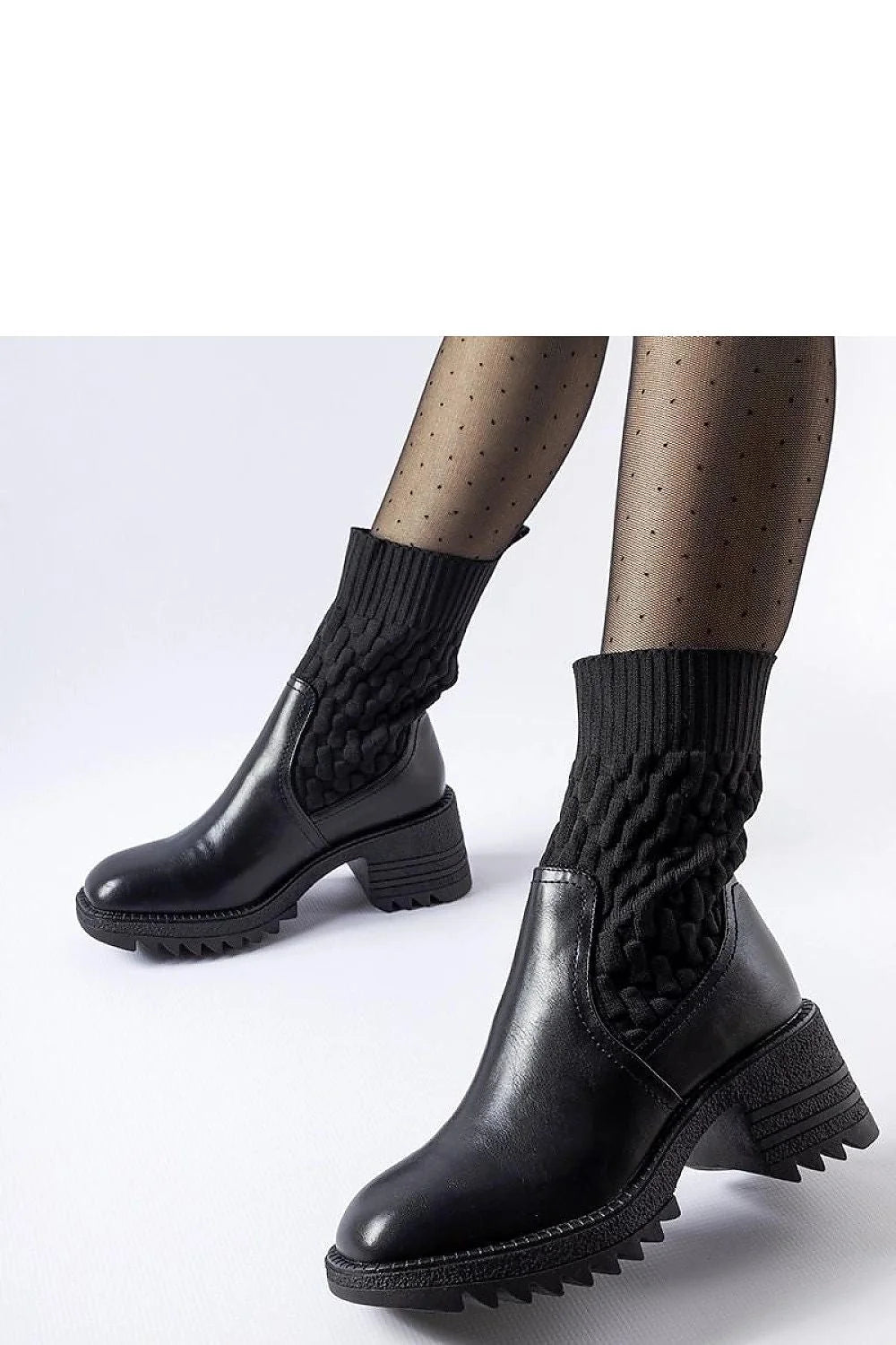bottines femme mi mollet forme chaussette cuir noir lisse tige tricotée tressée bord côtelé talon carré semelle crantée