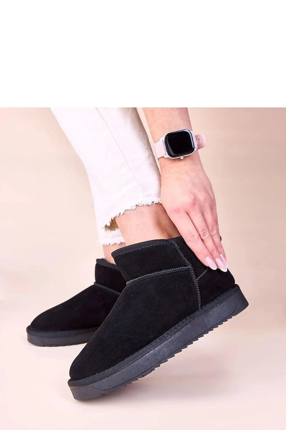 bottes neige femmes noires daim naturel Besia Gemre bottines cheville suède bout rond semelle antidérapante doublure fourrée isolante confort chaud