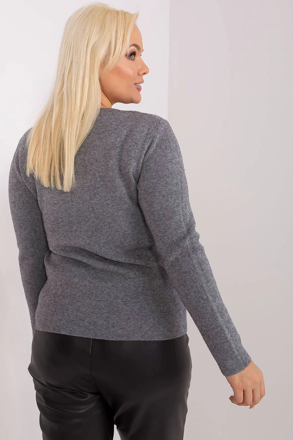Pull-over femme maille tricotée plus size manches longues encolure ronde pompon gris qualité élégance confort mode