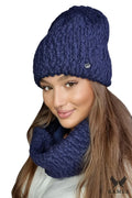 Ensemble tricot Kamea pour femme bonnet écharpe laine haute qualité style chic bleu marine coupe ajustée finitions métalliques idéal hiver