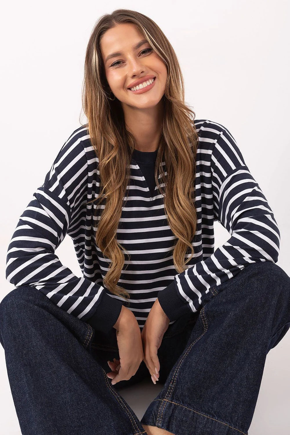 chemisier oversize rayures marinière bleu marine blanc manches longues encolure ronde jersey doux côtelés poignets ourlet longueur hanches décontracté chic