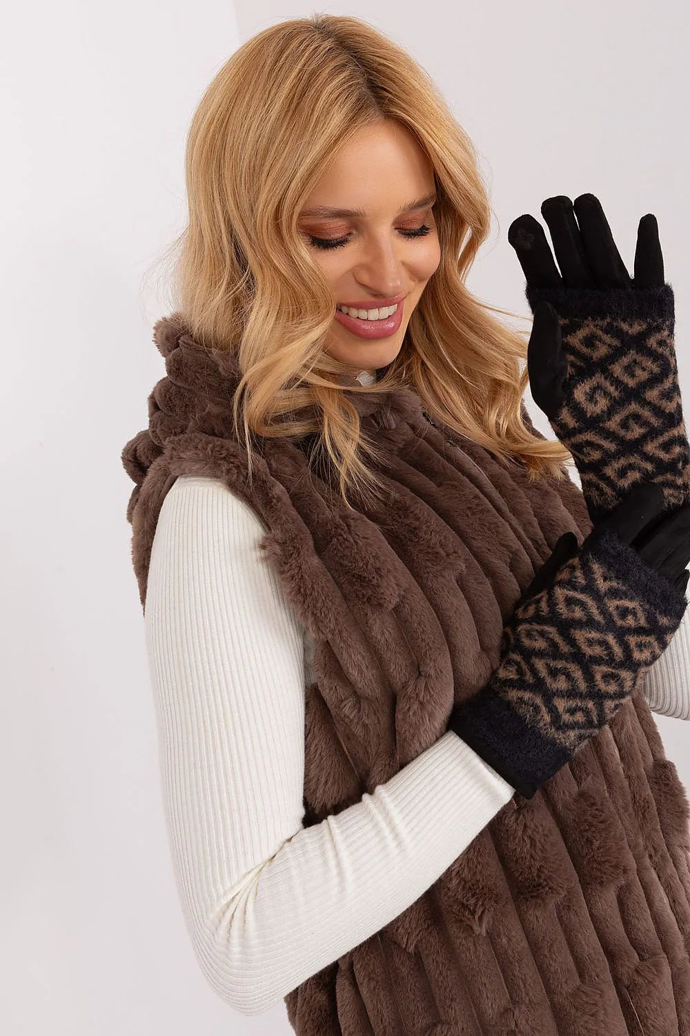 Ensemble hiver élégant pour femmes gants veste pull fourrure fausse maille coton laine beige noir