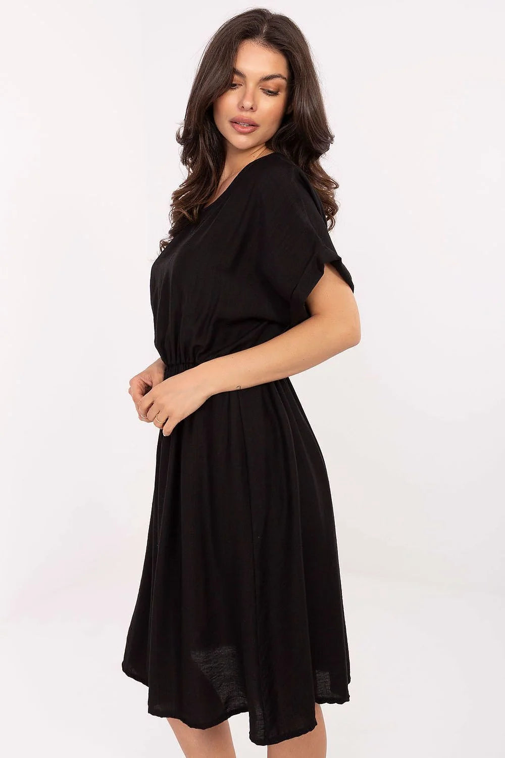 robe été viscose évasée élégante noire col rond manches courtes ceinture ajustable taille cintrée jupe fluide