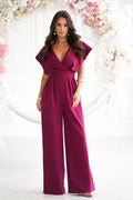 Combinaison élégante pour femme en magenta profond, style moderne, matériau polyester, idéale pour soirées et événements