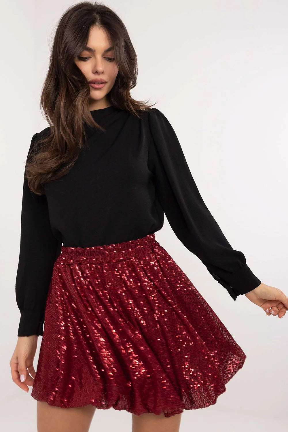 Jupe courte Italy Moda rouge sequins haut noir manches longues encolure ronde taille haute élastique occasion spéciale