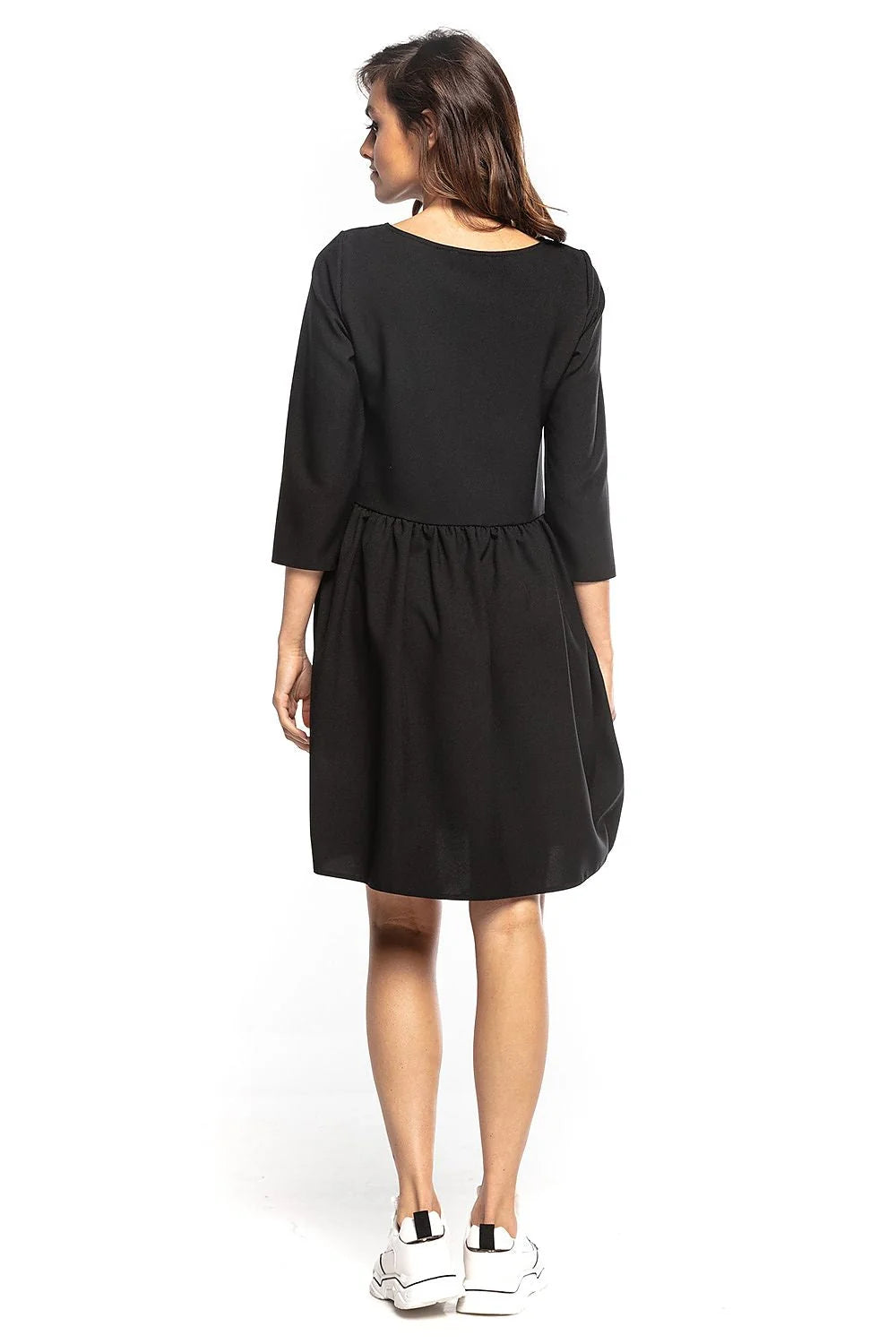 Robe évasée en coton bleu canard moderne confortable manches trois-quarts chic pour femme élégante