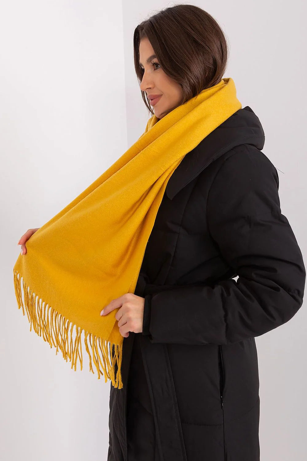 Écharpe pour femme jaune vif style classique franges en laine ou acrylique doux longueur 196 cm hiver