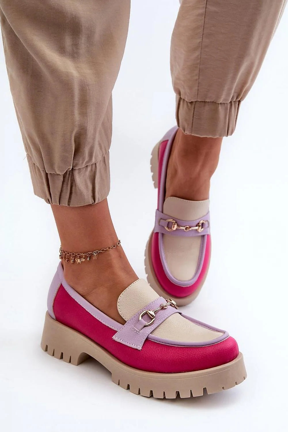 Mocassins pour femmes cuir véritable décoration dorée design moderne style audacieux rose vif lavande beige
