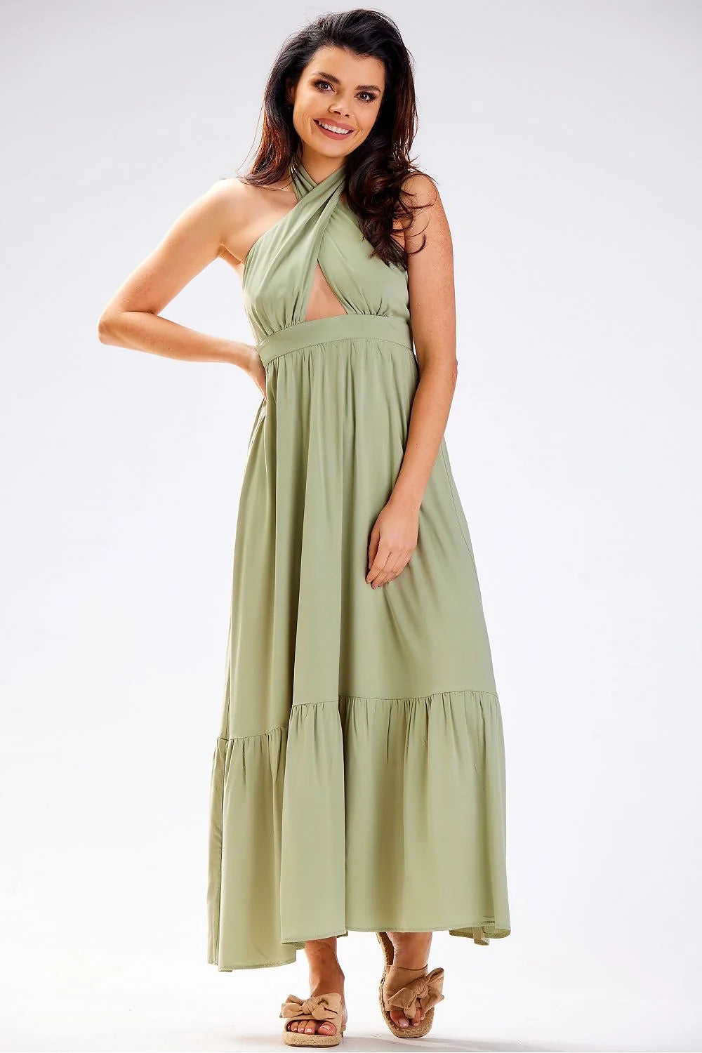 robe longue maxi viscose naturelle vert sauge encolure croisée dos ouvert taille empire jupe évasée volant ourlé fluide légère bohème