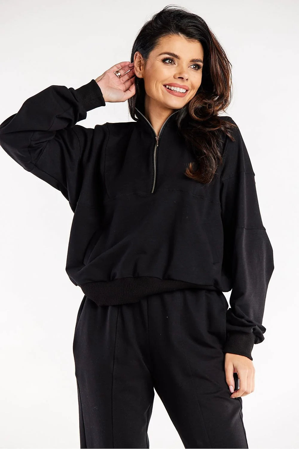 ensemble sweatshirt pantalon femme noir oversize col montant demi zip molleton doux coupe ample manches tombantes taille elastique poignets cotes