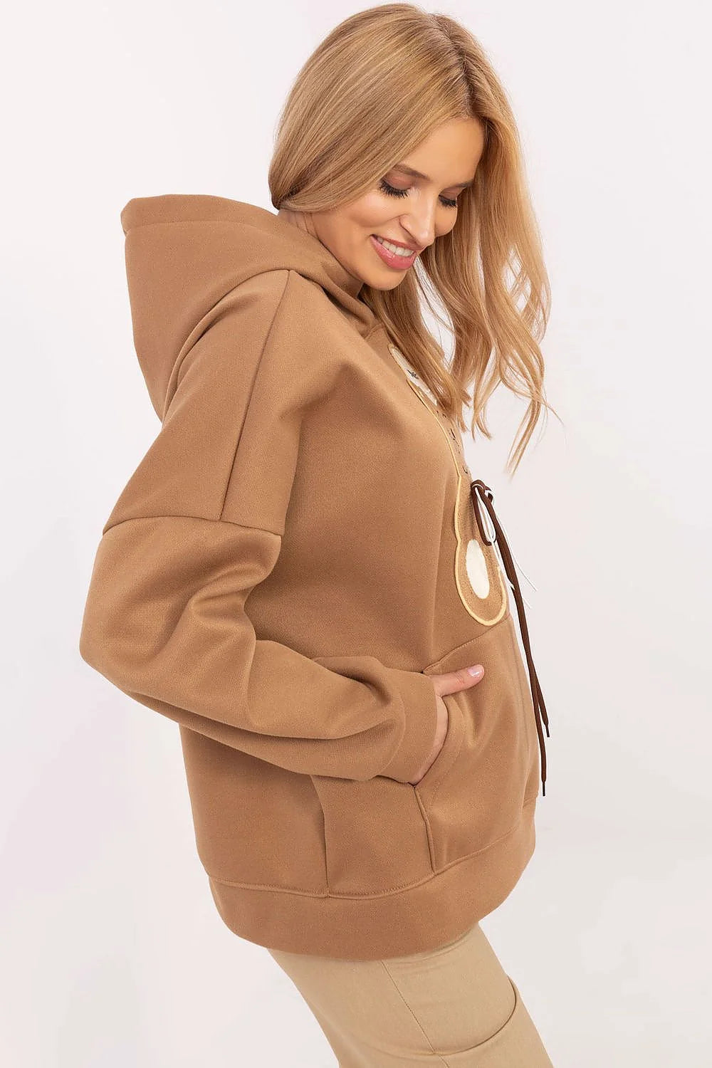 Sweatshirt à capuche pour femme, design ludique, coton polyester, coloris brun clair, coupe ample, manches longues, poche kangourou, motifs ours en peluche, style casual tendance