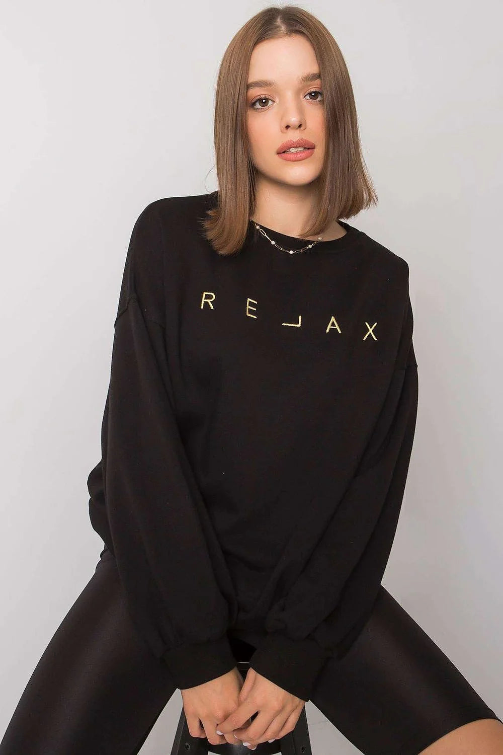 Sweatshirt en coton polyester oversize beige matelassé décontracté avec inscription dorée pour femmes modernes