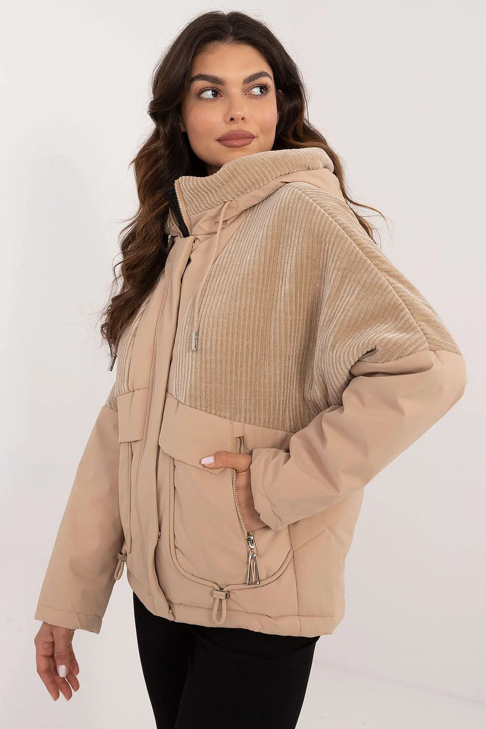Veste pour femme automne hiver moderne élégante matelassée beige sand polyester capuche poches zippers