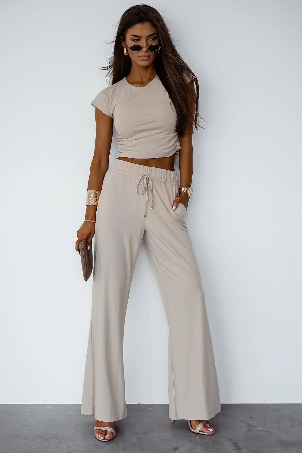 Ensemble femme viscose elastane top court pantalon large taille elastique cordon beige clair tissu respirant casual chic quotidien