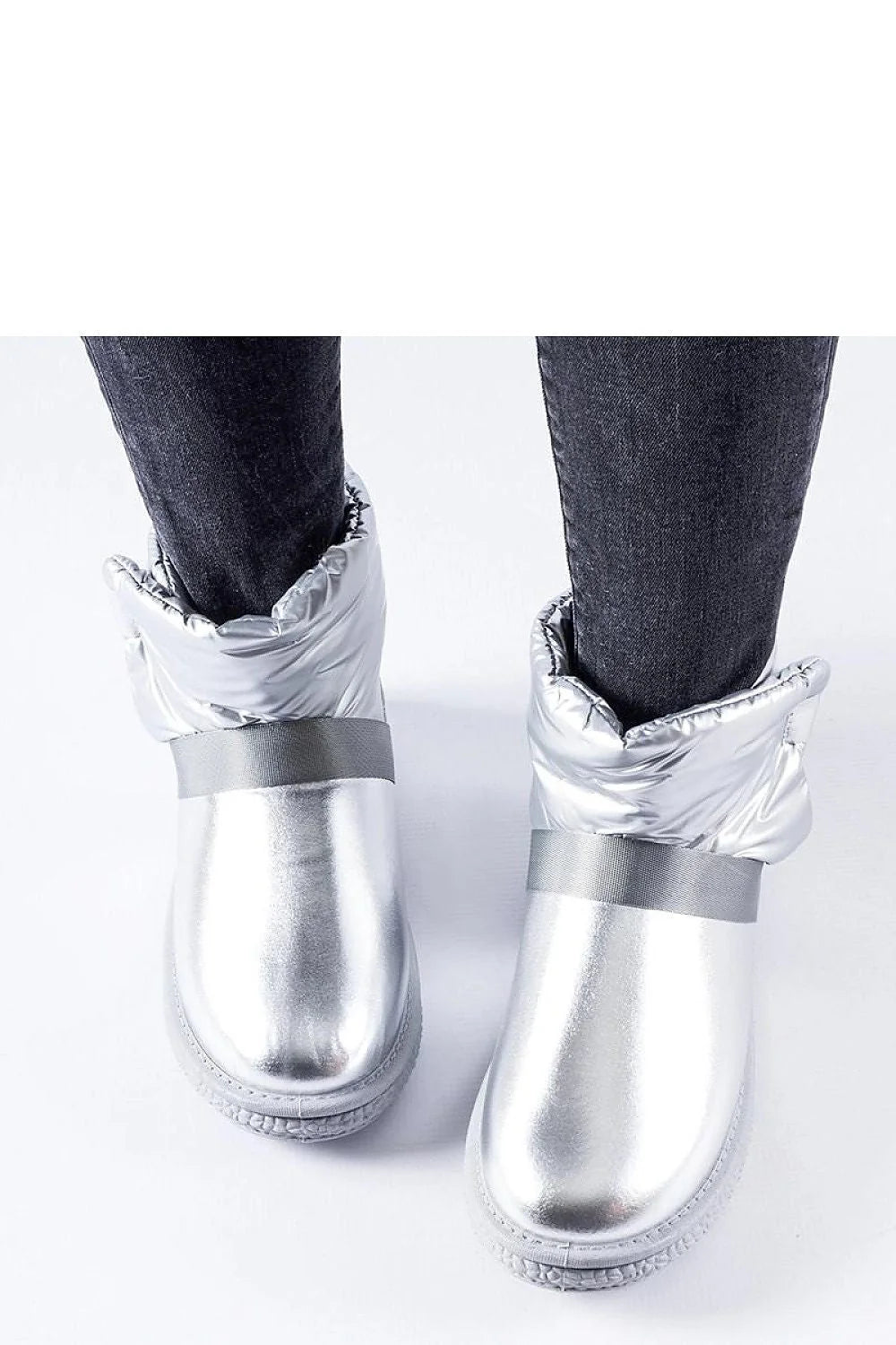 Bottes de neige pour femmes design moderne futuriste finition métallique argentée haute qualité confortables