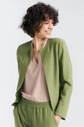 Blazer femme Nife en vert pistache, ensemble trois pièces, coupe moderne, style élégant, matières naturelles, occasion professionnelle ou décontractée