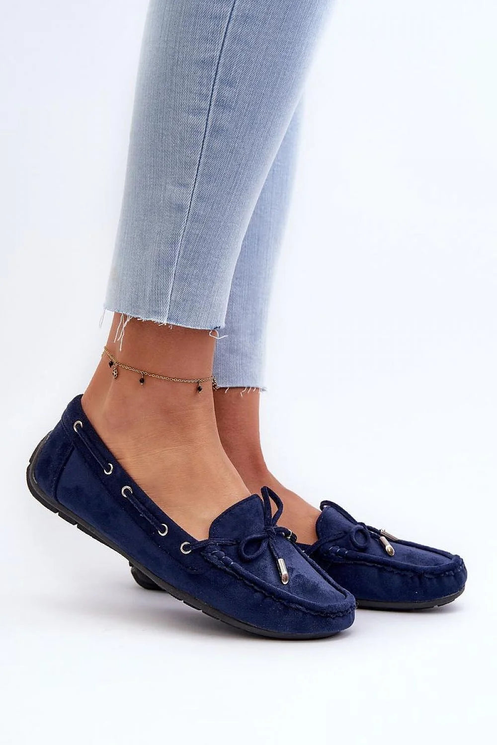 mocassins femme classiques ecosuede daim bleu marine noeud decoratif lacets embouts metalliques coutures apparentes semelle antiderapante crantee interieure rembourree confortable