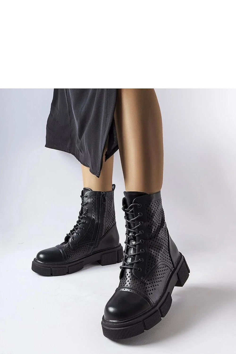 Bottines combat style perforées noires cuir高 qualité fermeture éclair lacets femmes mode urbaine confortable