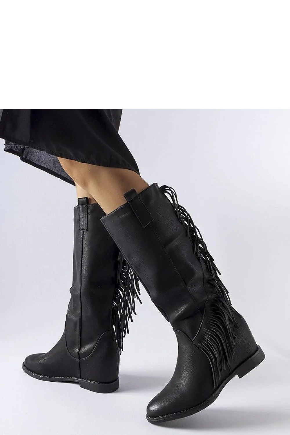 Bottes hautes pour femmes style moderne audacieux franges latérales cuir synthétique noir coupe droite confortable maintien froid femme occasions multiples