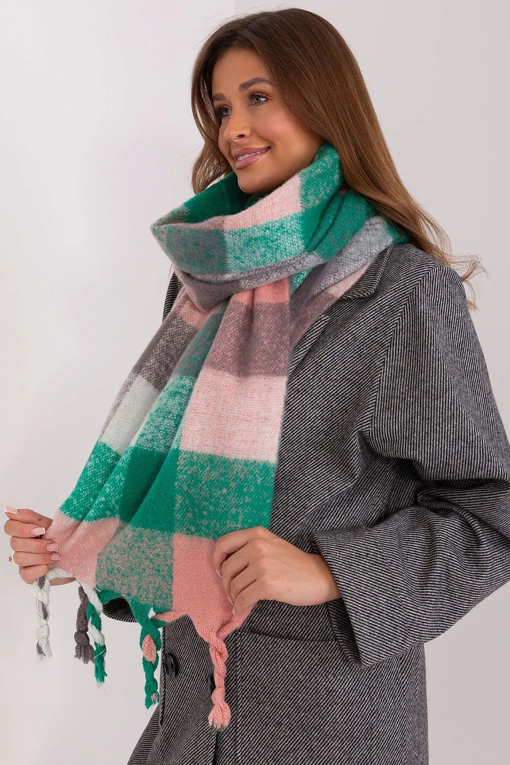 Écharpe pour femme longue à carreaux colorés en polyester résistant pompons extrémités frangées style bohème automne hiver
