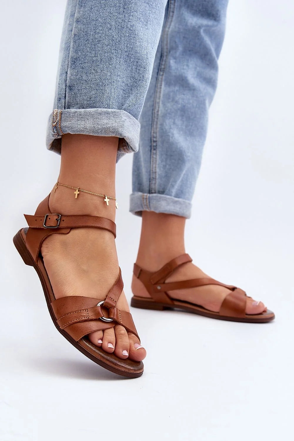 Sandales plates pour femmes en cuir marron style minimaliste bohème ajustables talon plat confortable été 2023