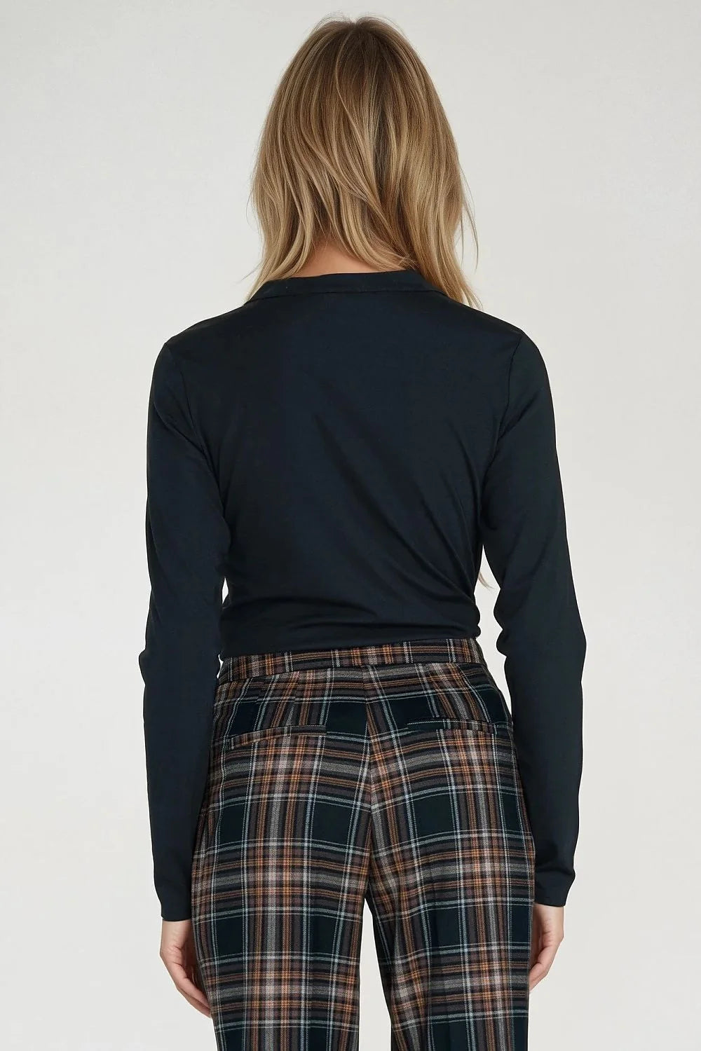 chemisier femme polo henley manches longues bleu marine maille légère extensible spandex col montant patte boutonnage trois boutons ajusté élégant