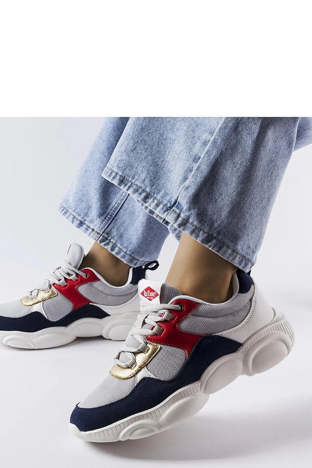 baskets chunky basses respirantes maillées cuir synthétique suédine bleu marine rouge doré semelle oversize coussinée lacets talon urbain confortable