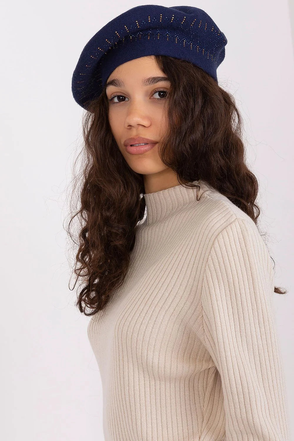 Béret classique élégant bleu marine broderies dorées acrylique coton cachemire pull tricot côtelé beige femmes automne hiver