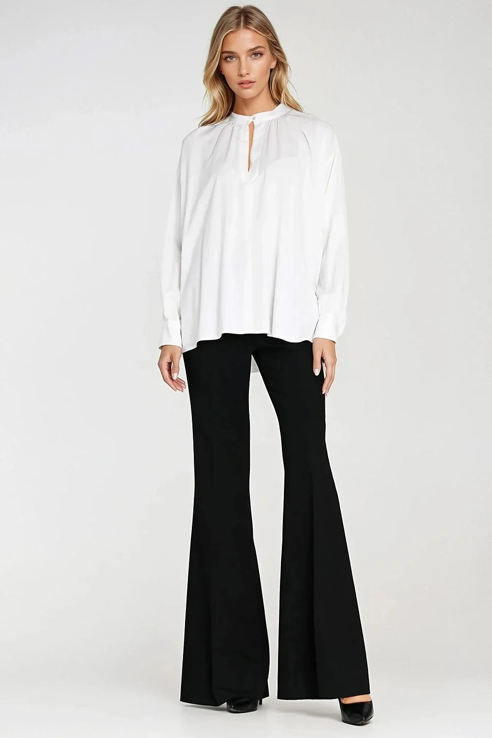 chemisier femme blanc oversize ample viscose léger fluide drapé col officier décolleté goutte boutonné manches longues poignets fronces