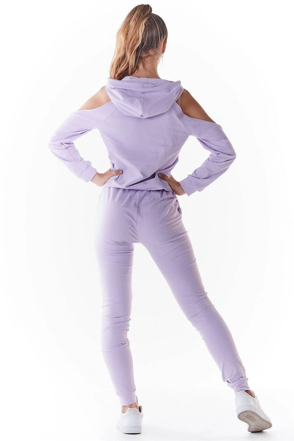 Ensemble jogging femme coton style décontracté chic confortable capuche poches ajusté maison ville
