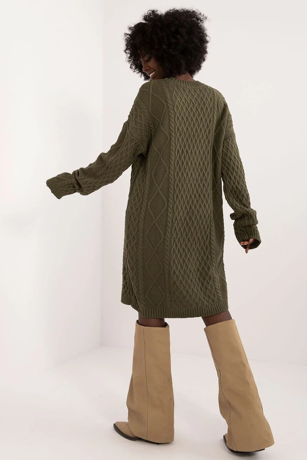 Robe-pull Badu maille torsadée motifs losange longues manches vert olive femme confortable élégante saison froide