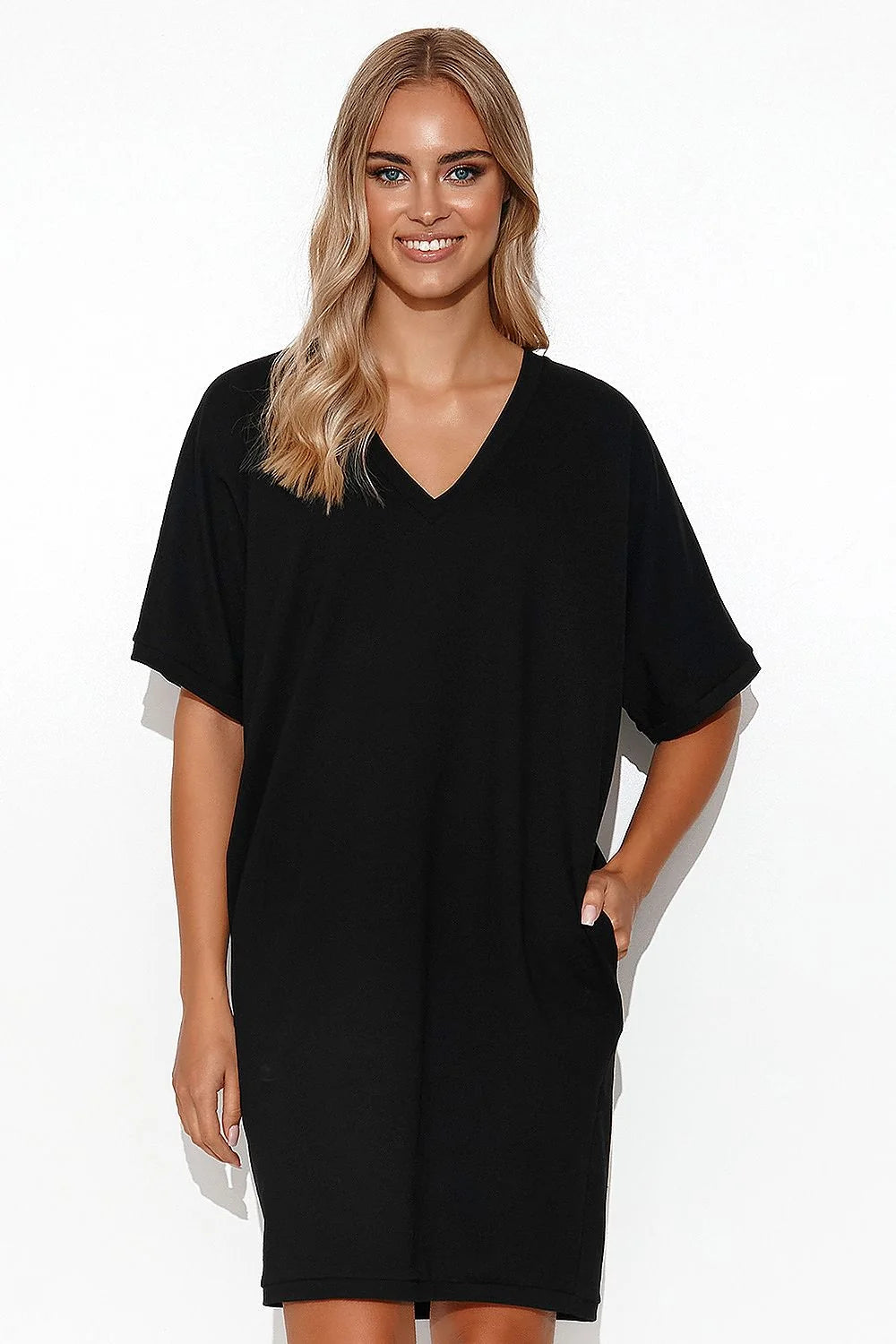 Robe blanche Makadamia style minimaliste coupe droite manches courtes en coton femme occasion quotidienne