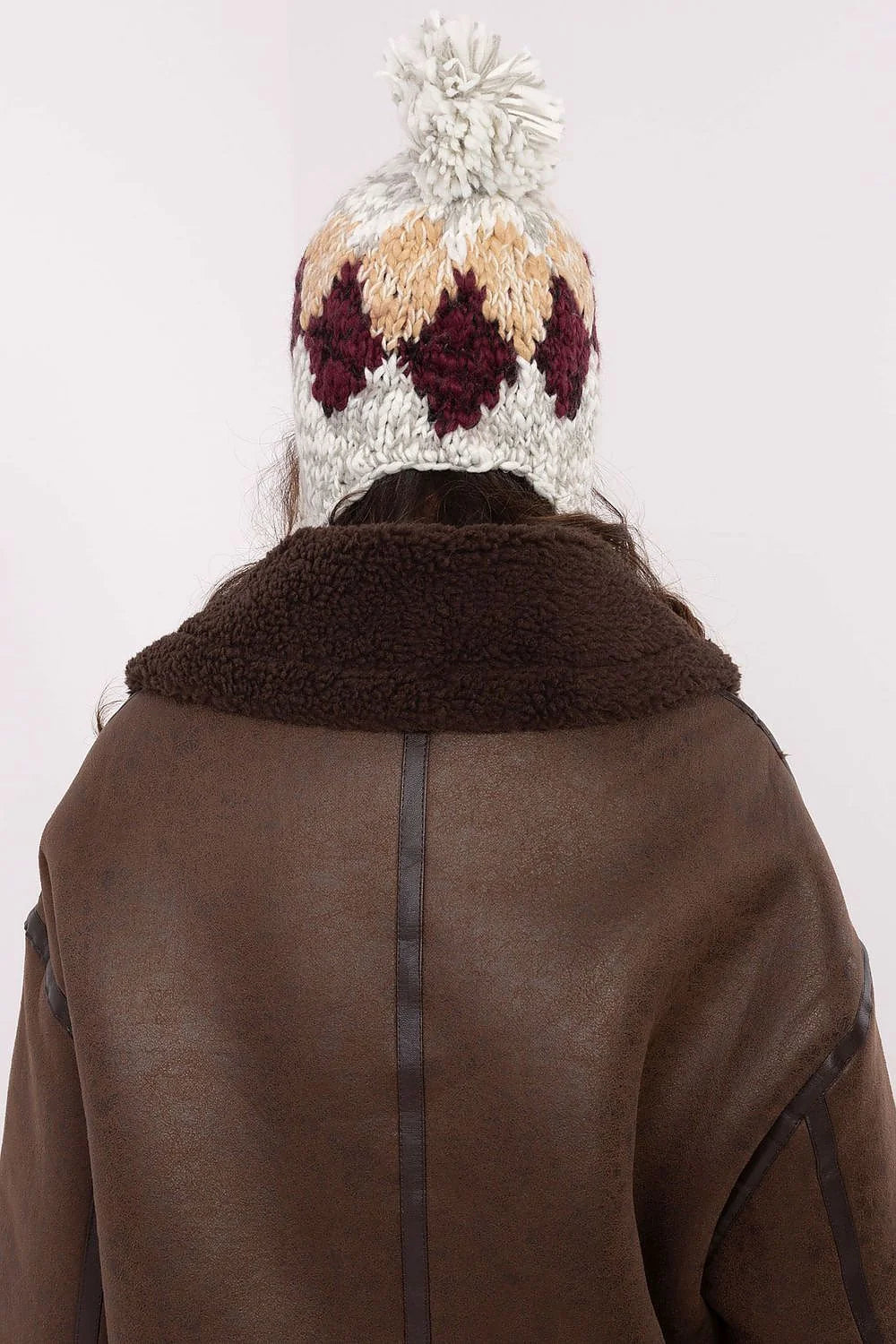 Bonnet à oreilles et veste en simili cuir hiver femmes motifs géométriques laine acrylique fausse fourrure style aviateur