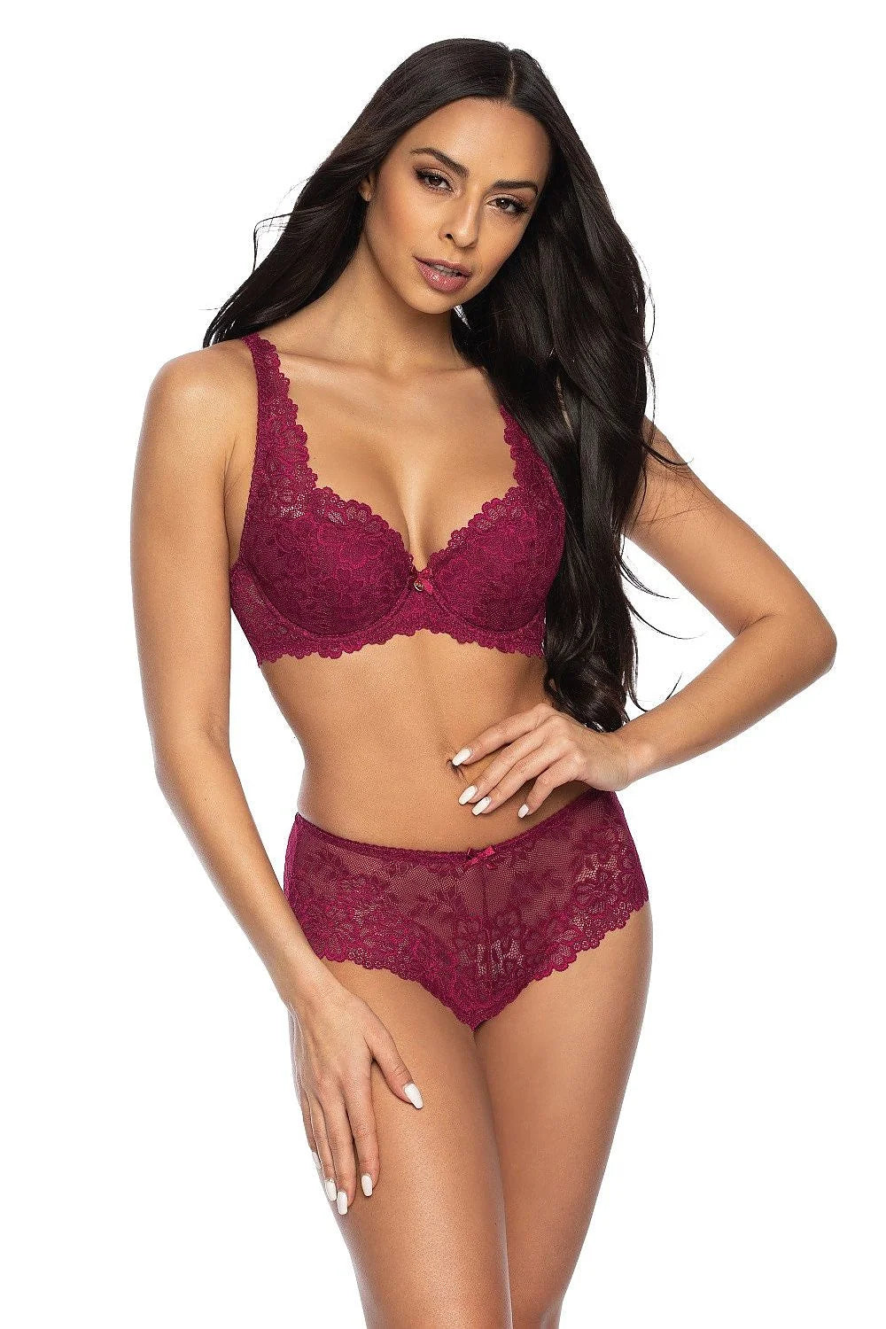 Soutien-gorge rembourré dentelle bordeaux floral classique modern style armatures bonnets plongeants bretelles réglables fermeture dos bijou décoratif femme lingerie raffinée