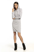 Robe en jersey coton gris à capuche décontractée pour femmes actives et look sportif élégant