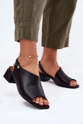 Sandales pour femme modernes élégantes cuir noir peep toe talon carré asymétrique occasionnels été
