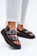 Sandales pour femme design moderne audacieux cuir verni noir boucles argentées plateforme caoutchouc épaisse été 2023