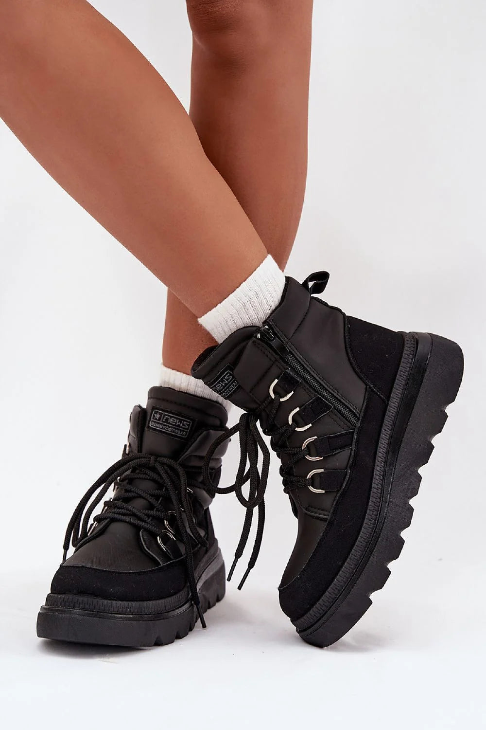 bottines montantes femme doublées fourrure synthétique simili cuir suédine col matelassé lacets fermeture éclair plateforme épaisse semelle crantée adhérence confort