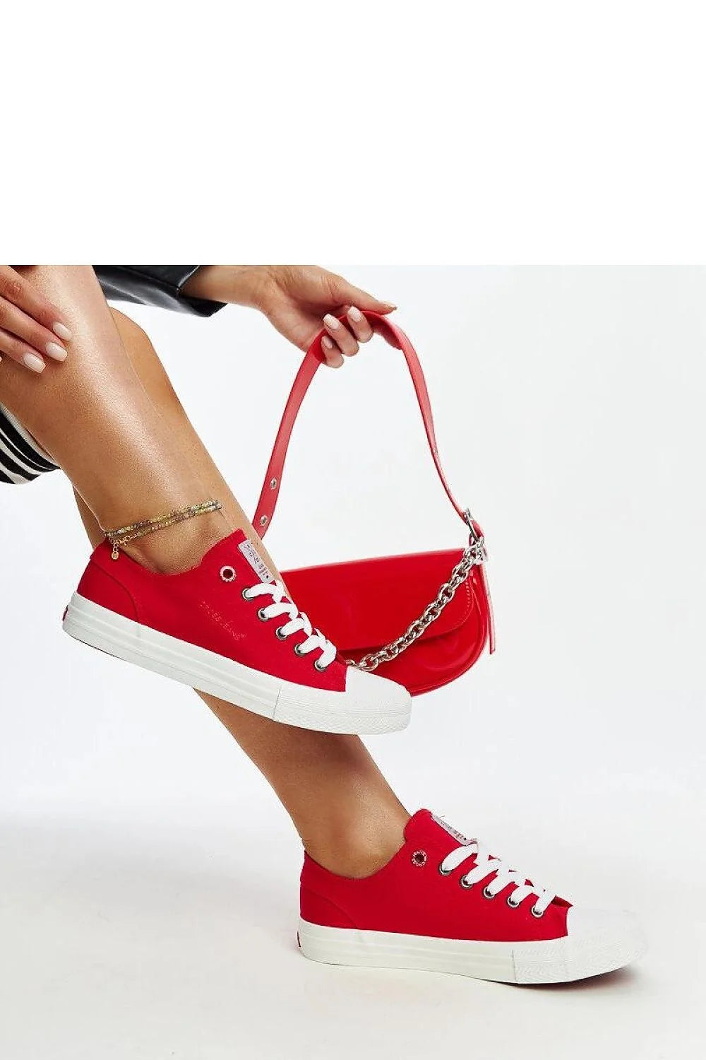 Baskets sneakers basses pour femmes style casual rouge vif toile caoutchouc lacets blancs confortables occasion quotidienne mode moderne