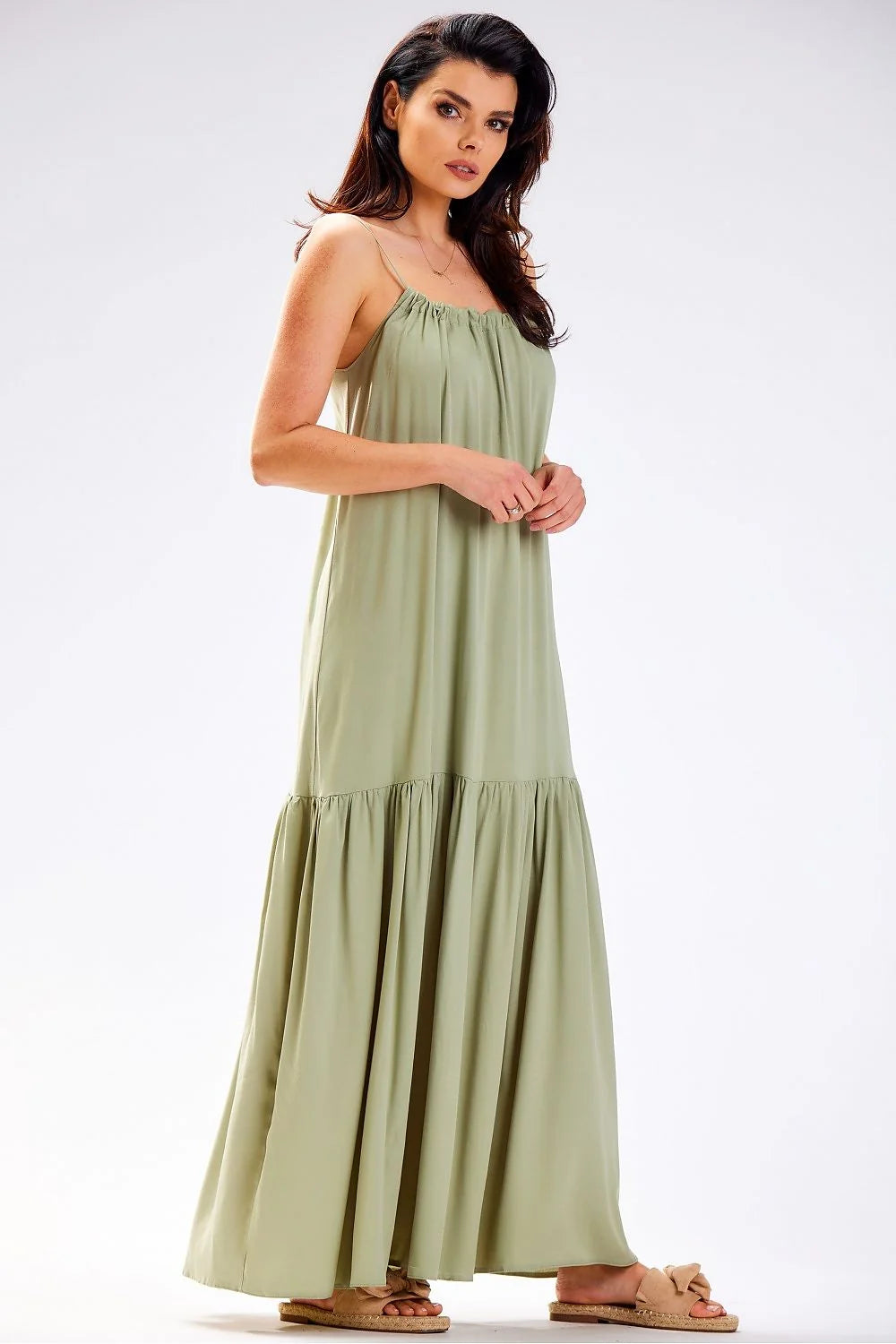 robe awama femme longue fluide ample viscose naturelle vert kaki sauge bretelles fines encolure froncée volant bas bohème chic estivale