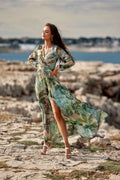Robe de jour Roco Fashion longue manches longues encolure V croisée motif tropical palmiers vert beige