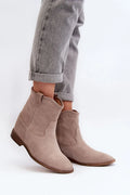 Bottines élégantes en daim naturel pour femme, style urbain chic, talon plat, semelle cuir, beige taupe, taille ajustable