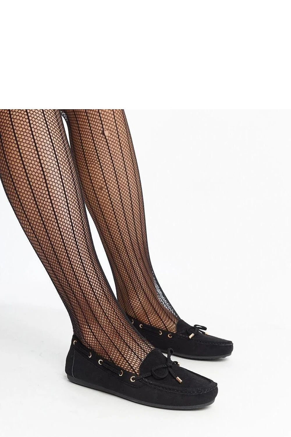 Mocassins en daim noir bijoux dorés accessoires élégants femmes confortables plates modernes