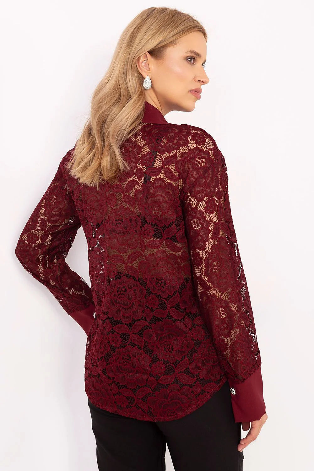 chemise manches longues dentelle florale bordeaux femme coupe fluide cintrée bouffantes col classique poignets contrastés boutons argentés sophistiquée
