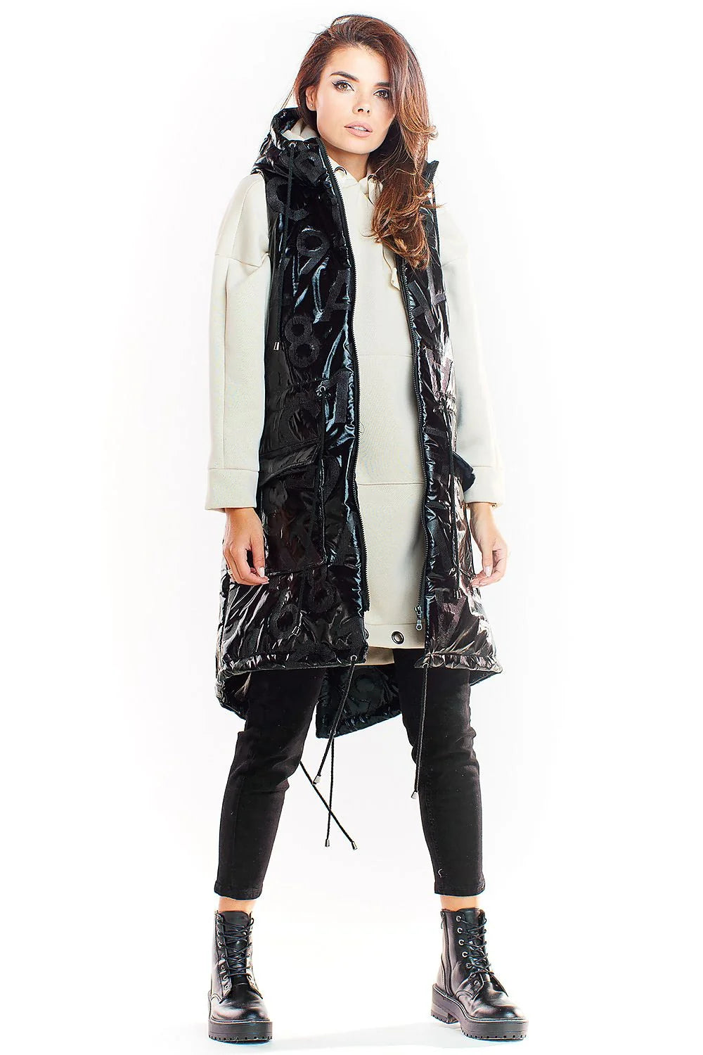 Gilet long sans manches métallisé futuriste audacieux avec capuche poches tendance urbaine automne hiver femme