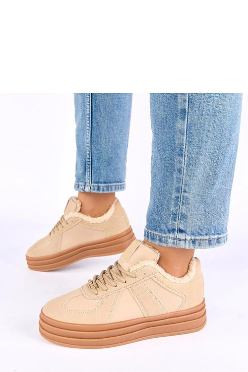 baskets femme basses plateforme chunky beige suédine écologique doublure fourrure chaude bout arrondi lacets semelle épaisse gomme caramel confort urbain